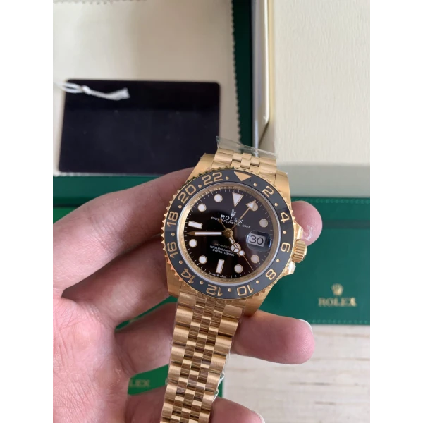 Superclone Rolex GMT-Master II Black Dial 126718GRNR
