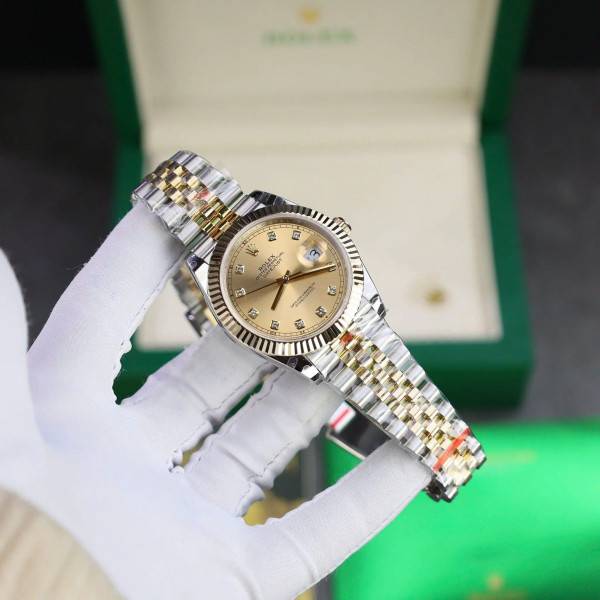 Replica Rolex Datejust Champagne Diamonds Dial 16233 36 mm