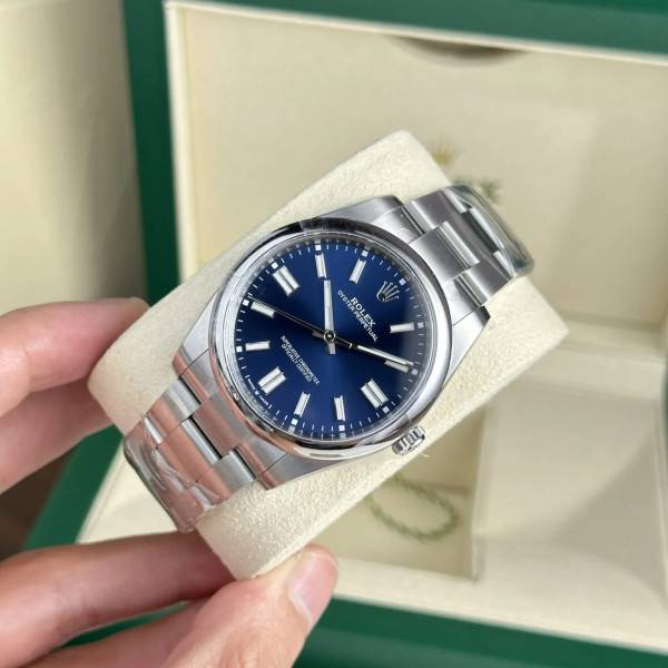 Replica Rolex Oyster Perpetual Blue Dial 124300 41 mm